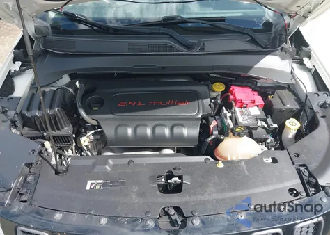 2020 Jeep Compass Trailhawk 4X4 z USA, uszkodzony, nr VIN 3C4NJDDBXLT189303